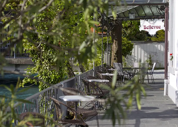 Boutique Bellevue 因特拉肯